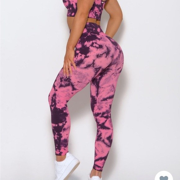 Bombshell Sportswear Pants - Bombshell dip dye leggings